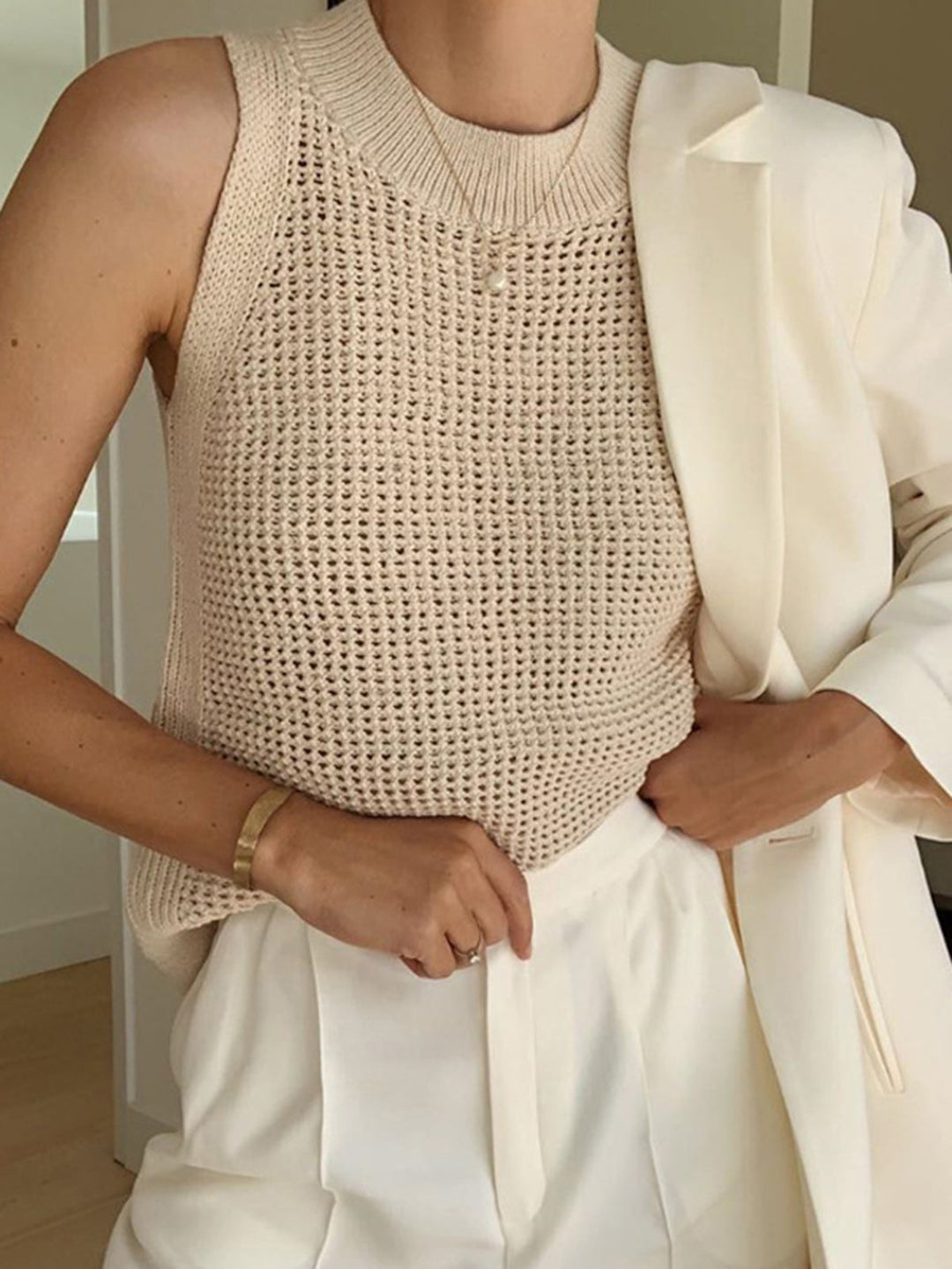 Knit Solid White Tank Top for Women - Sleeveless Crew Neck with Slight Stretch, Versatile Everyday Wear 0