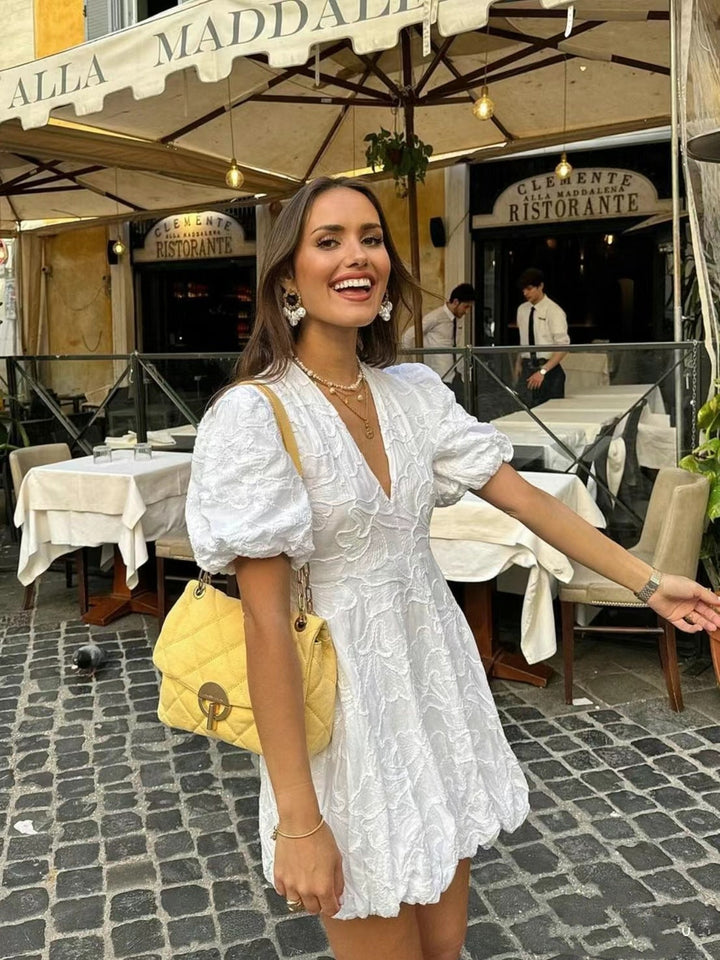 Weißes Broderie Puffärmel-Kleid