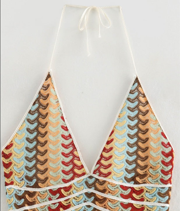 Rückenfreies Häkel-Maxikleid