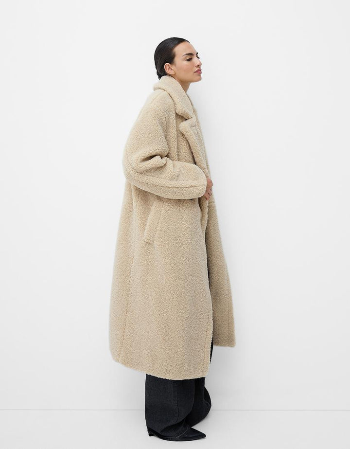 Oversized Women's Teddy Coat – Long Winter Jacket with Double-Breasted Design 5