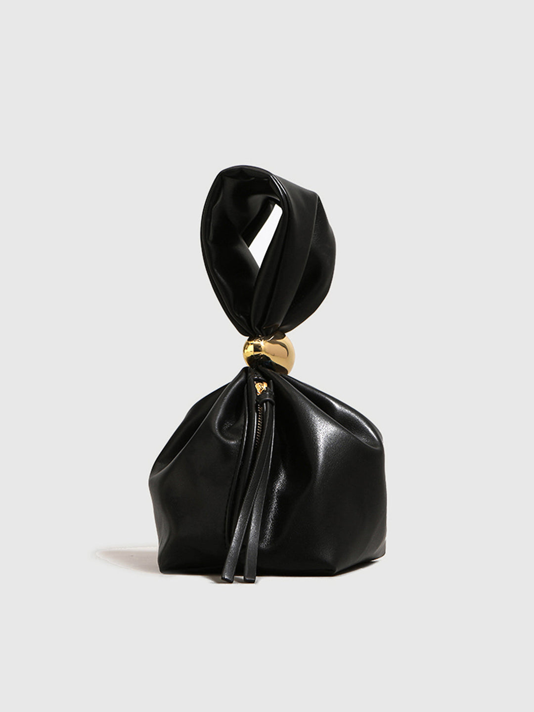 Stylish Drawstring Bucket Bag with Oval Ring – Compact and Versatile Accessory in Durable Polyurethane 5