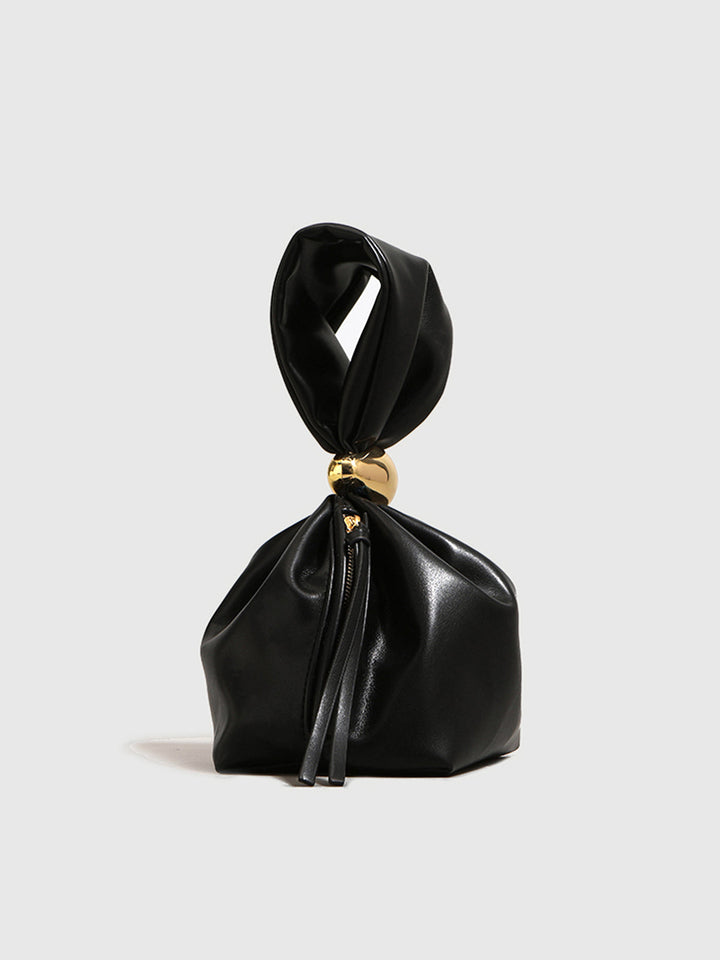 Stylish Drawstring Bucket Bag with Oval Ring – Compact and Versatile Accessory in Durable Polyurethane 5