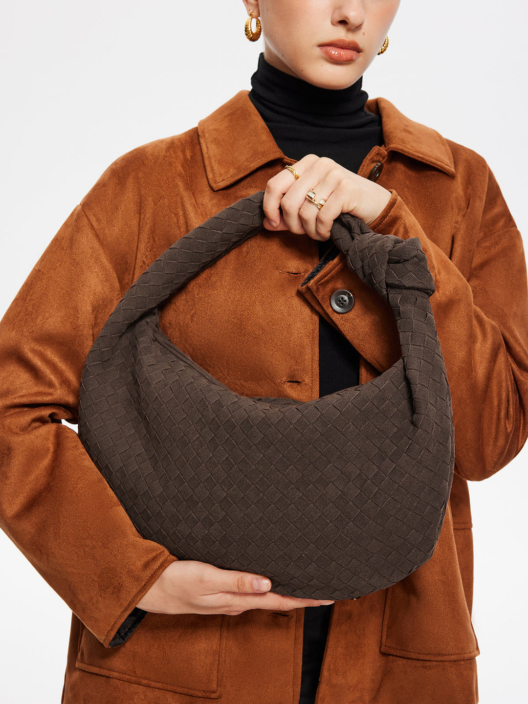 Stylish Rounded Woven Suede Handbag – Versatile Everyday Bag with Spacious Interior and Unique Design 0