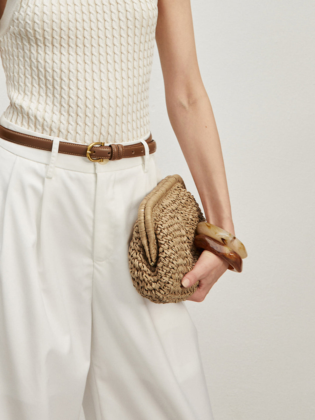 Stylish Straw Clutch Bag - Lightweight, Compact Design for Everyday Use, Perfect for Casual and Formal Occasions 2