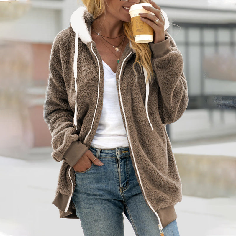 Cozy Hooded Teddy Coat for Women – Warm Winter Outerwear with Relaxed Fit and Soft Fabric 2