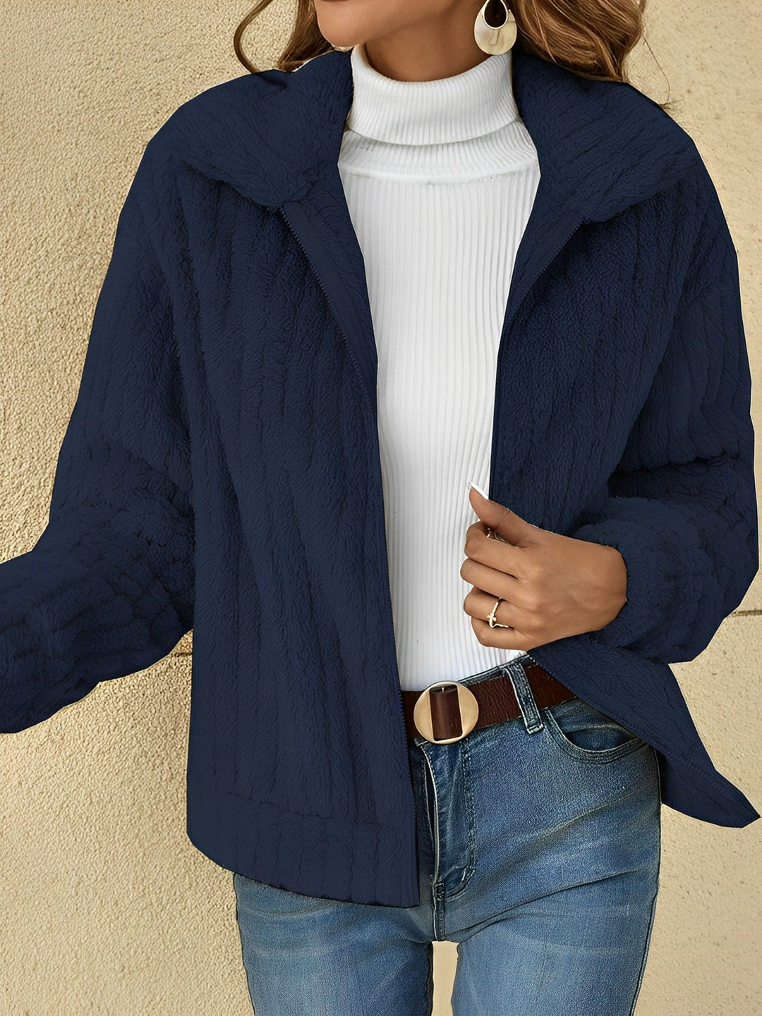Elegant Women's Teddy Coat – Cozy Winter Outerwear in Soft Fabric, Relaxed Fit for Everyday Style 1