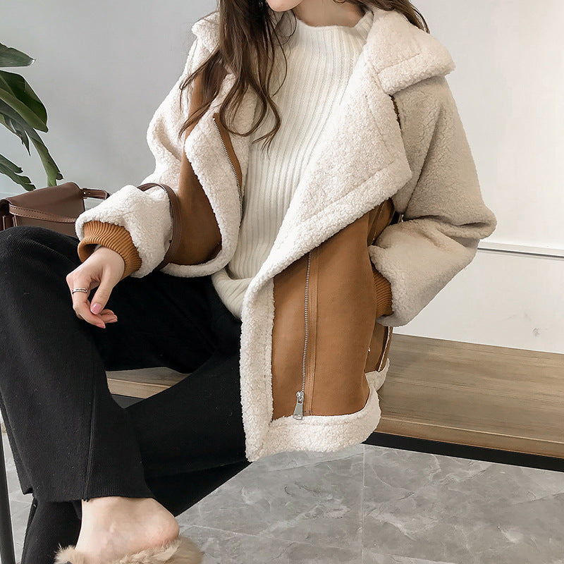 Elegant Women's Teddy Coat with Large Collar – Warm Faux Fur Winter Coat for Cold Weather 1
