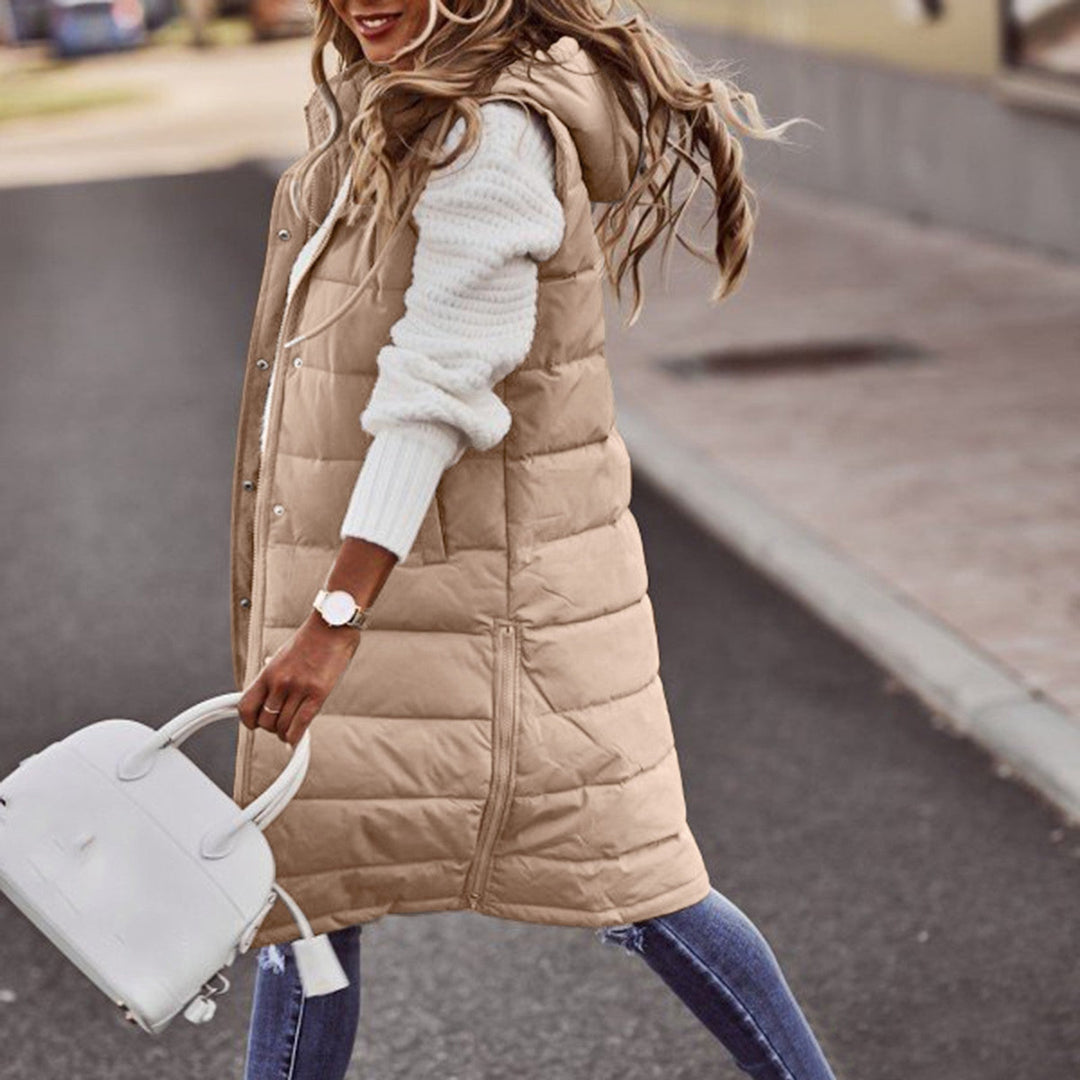 Long Black Gilet for Women, Stylish Long Vest with Hood for Winter Layering and Comfort 3
