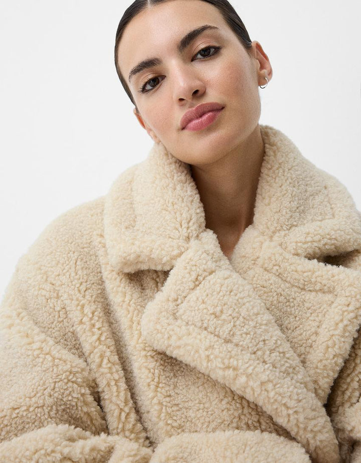 Oversized Women's Teddy Coat – Long Winter Jacket with Double-Breasted Design 4