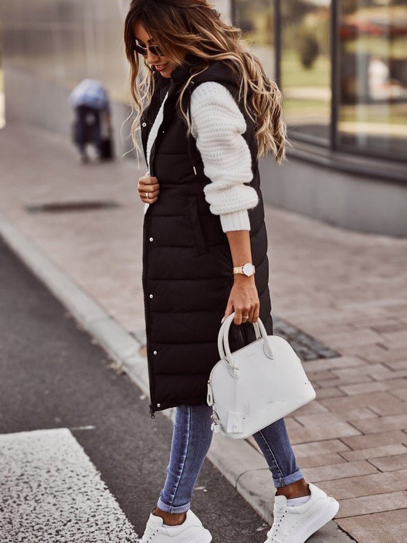Women's Long Quilted Vest with Hood – Stylish Black Gilet for Fall and Winter, Perfect for Layering 2