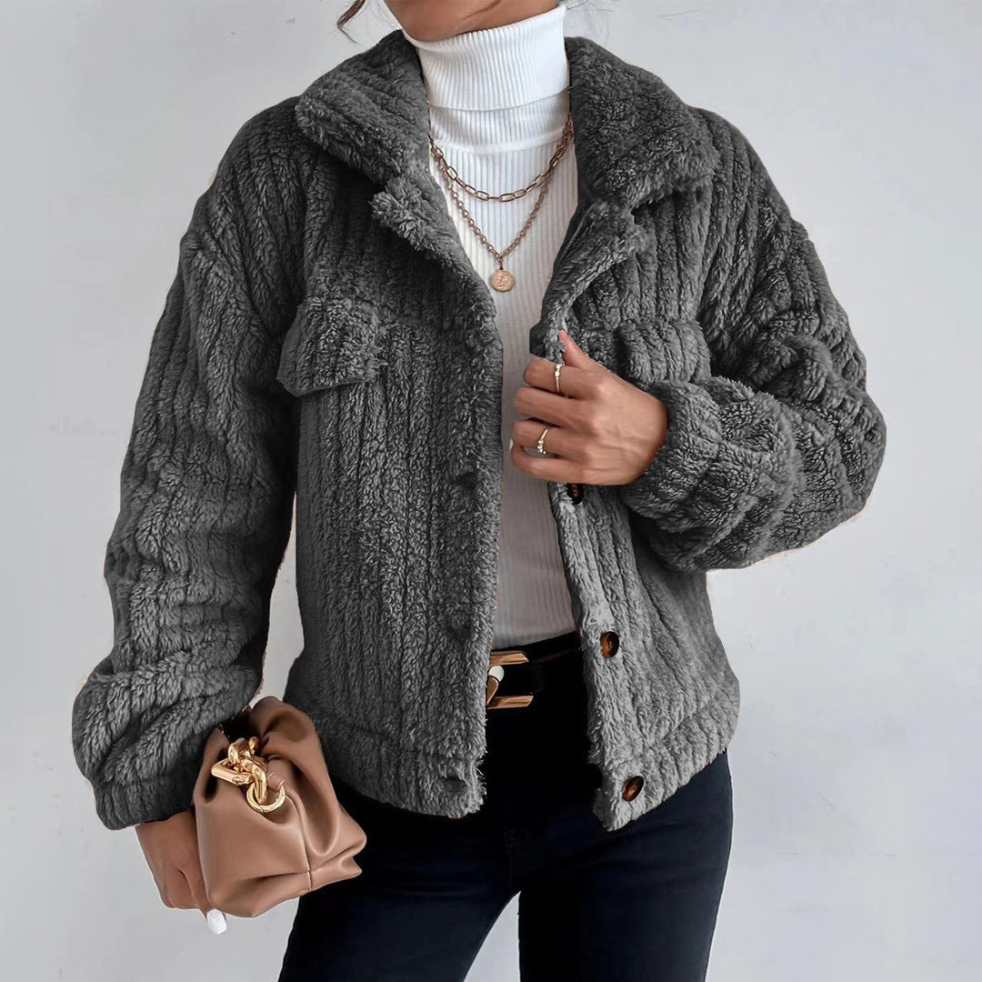 Women's Teddy Coat - Cozy Short Winter Coat with Long Sleeves and Chest Pockets - Stylish Faux Fur Jacket 1