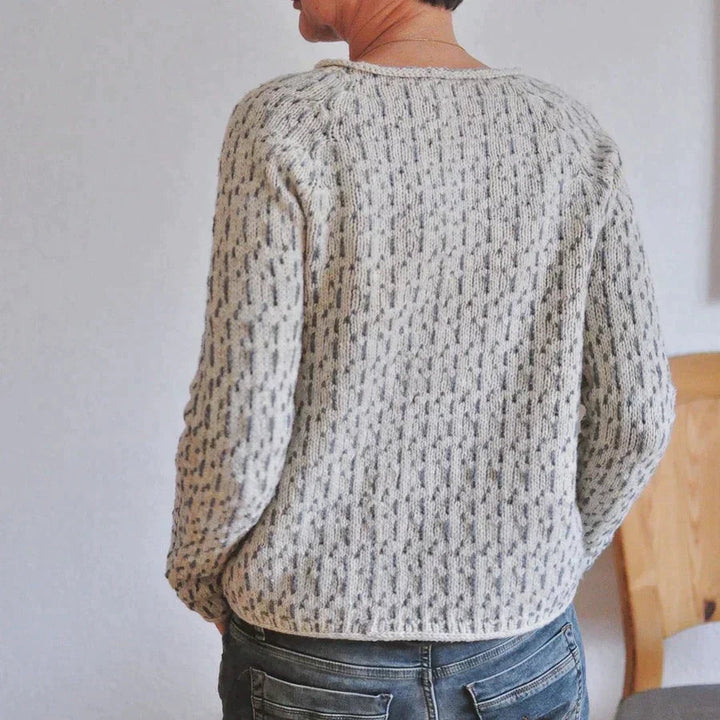 Women's Textured Knit Jumper – Comfortable Round Neck Sweater with Ribbed Hem and Cuffs, Relaxed Fit, Various Colors Available 4